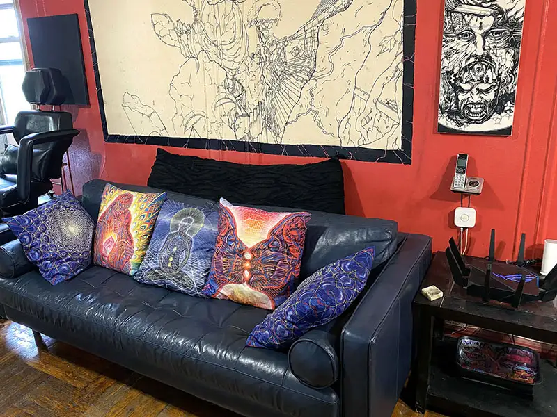 Dudes Tattoos - Shop View 2 - Custom Tattoos - Bronx NY 10467